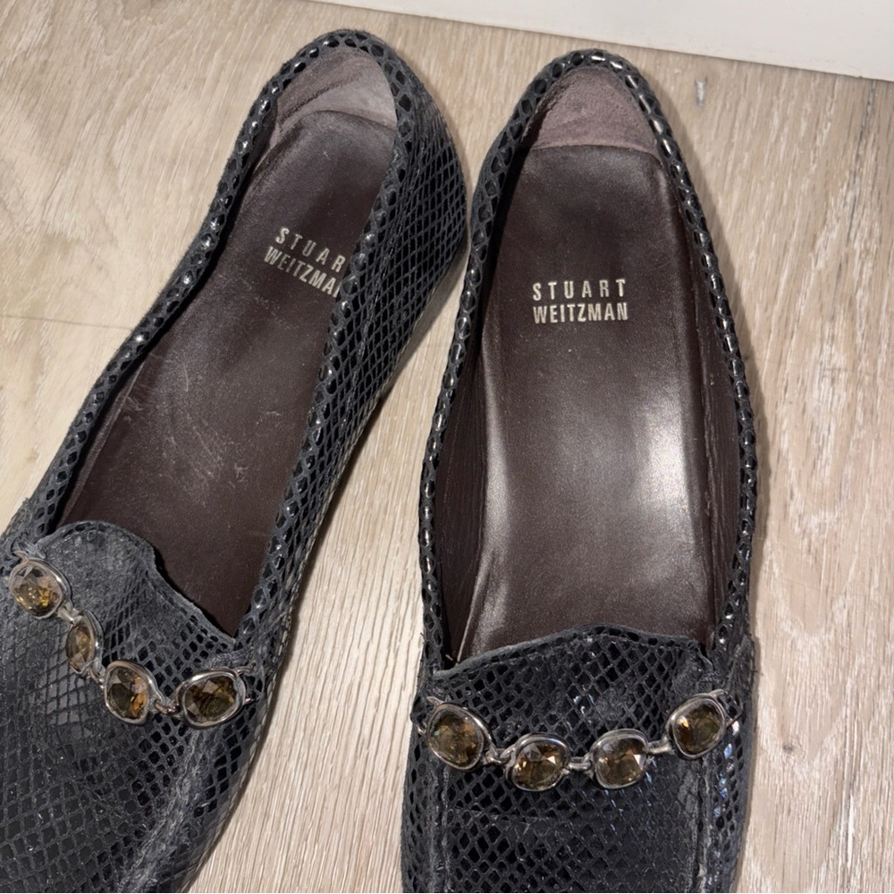 Black Stuart Weitzman Women's 8.5 N Snake Skin Slip-on Loafers W/ Rhinestones - Picture 2 of 14